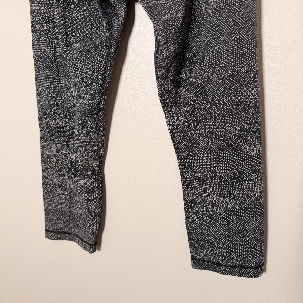 Lululemon Align Crop 21" Leggings (6) Tights Activewear Exercise Yoga Running - Picture 10 of 12